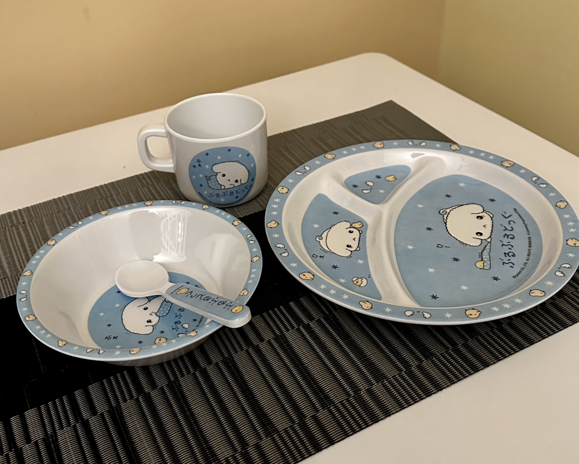 4 pieces kid’s dinnerware thumbnail