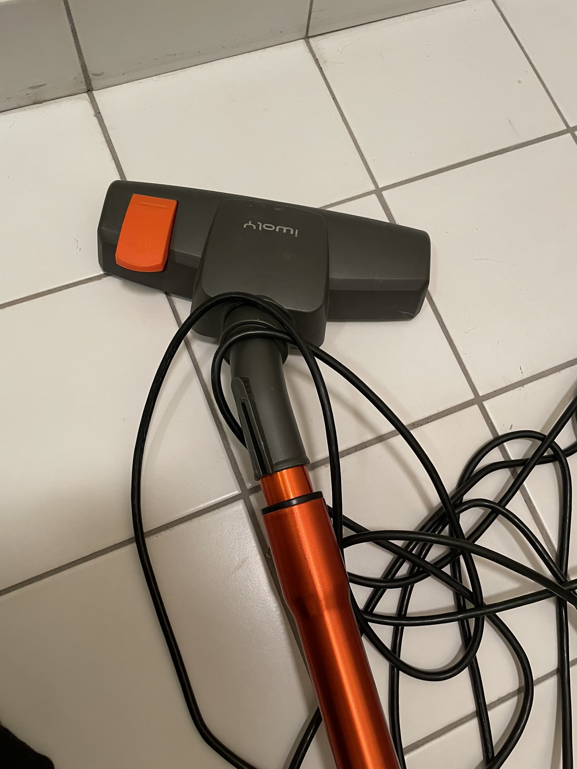 Vacuum - photo 3