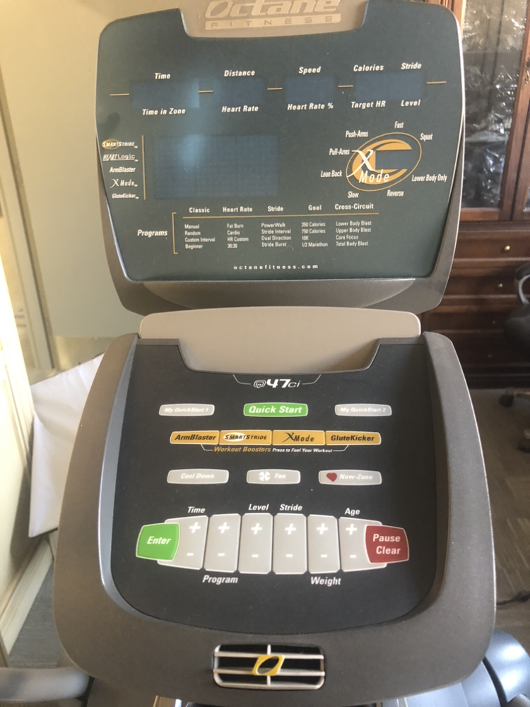 Elliptical Octane Fitness q47c - photo 2