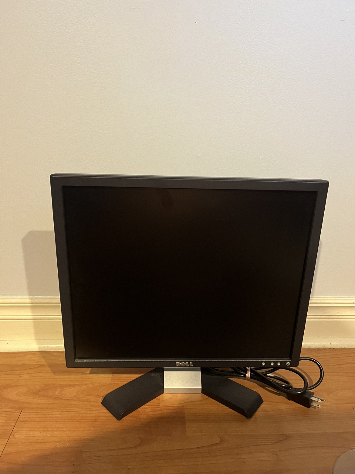 Dell Computer Monitor - 15in