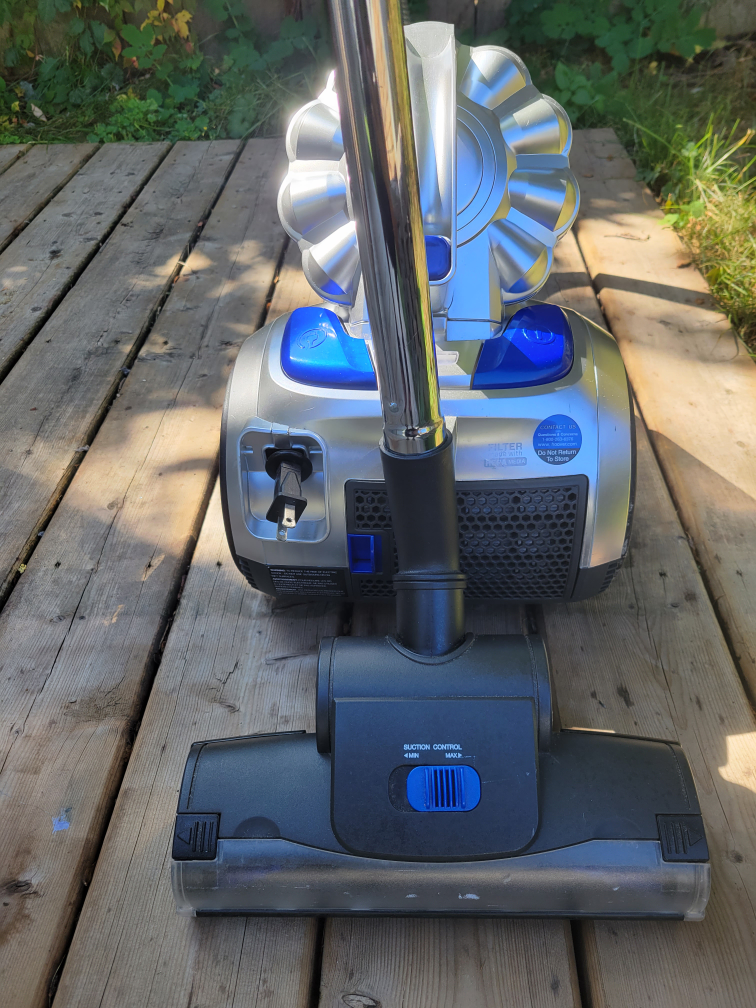 Vacuum - photo 2