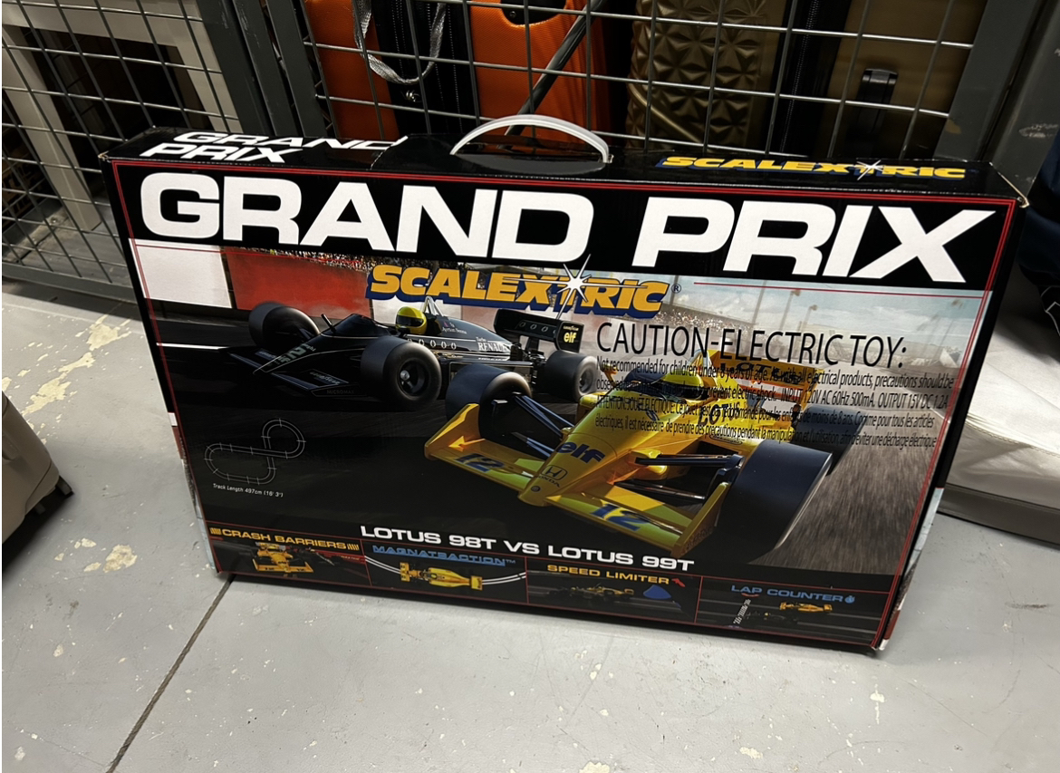 Scalextric 1980s Grand Prix Race Set thumbnail