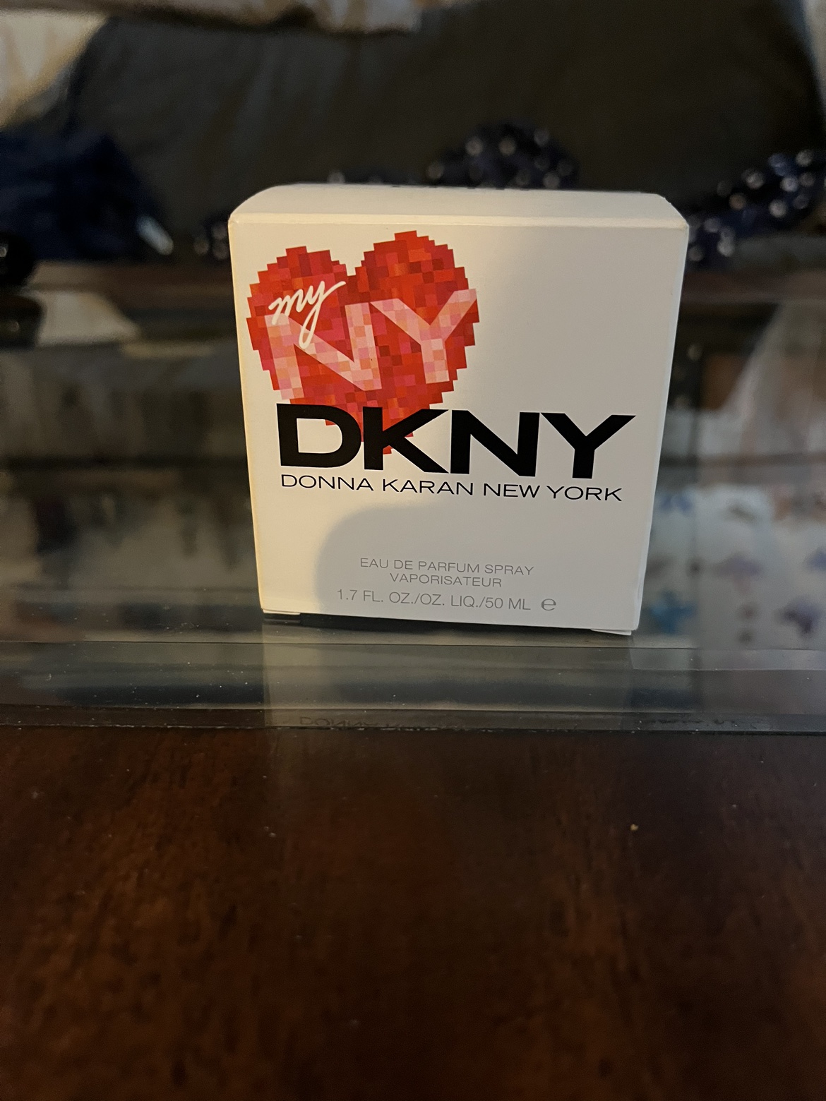 DKNY Donna Karan NYork eau de parfum spray vaporisateur 50 ml. thumbnail