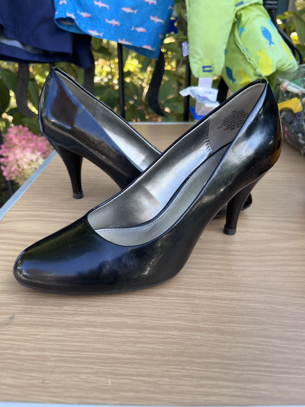 NEW Bandolino black heels