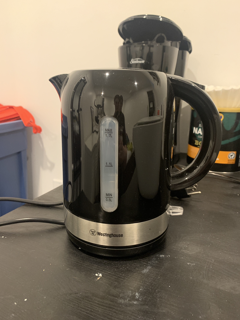 Electric kettle thumbnail