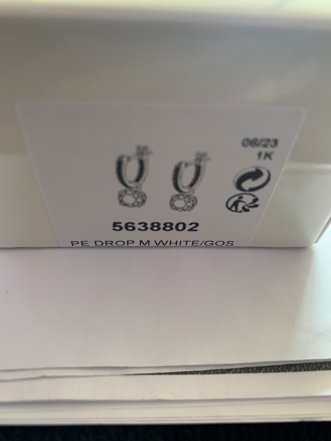 Swarovski Earrings image indicator(2)