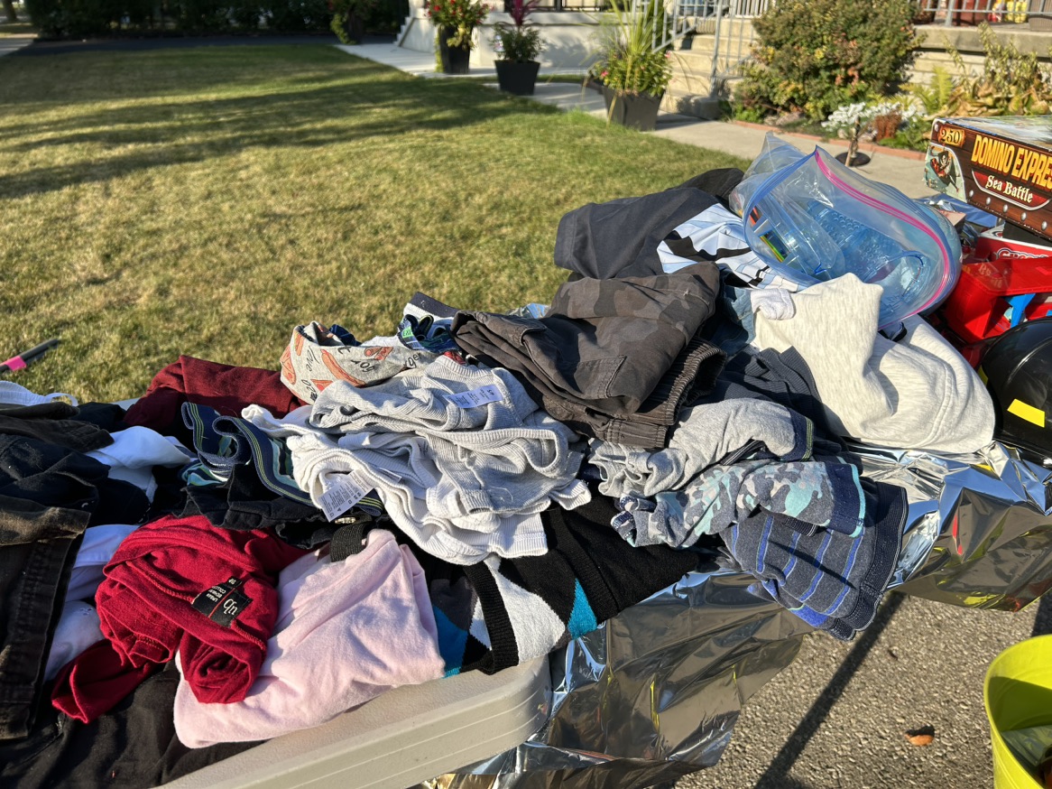 Garage sale - free stuff image indicator(6)