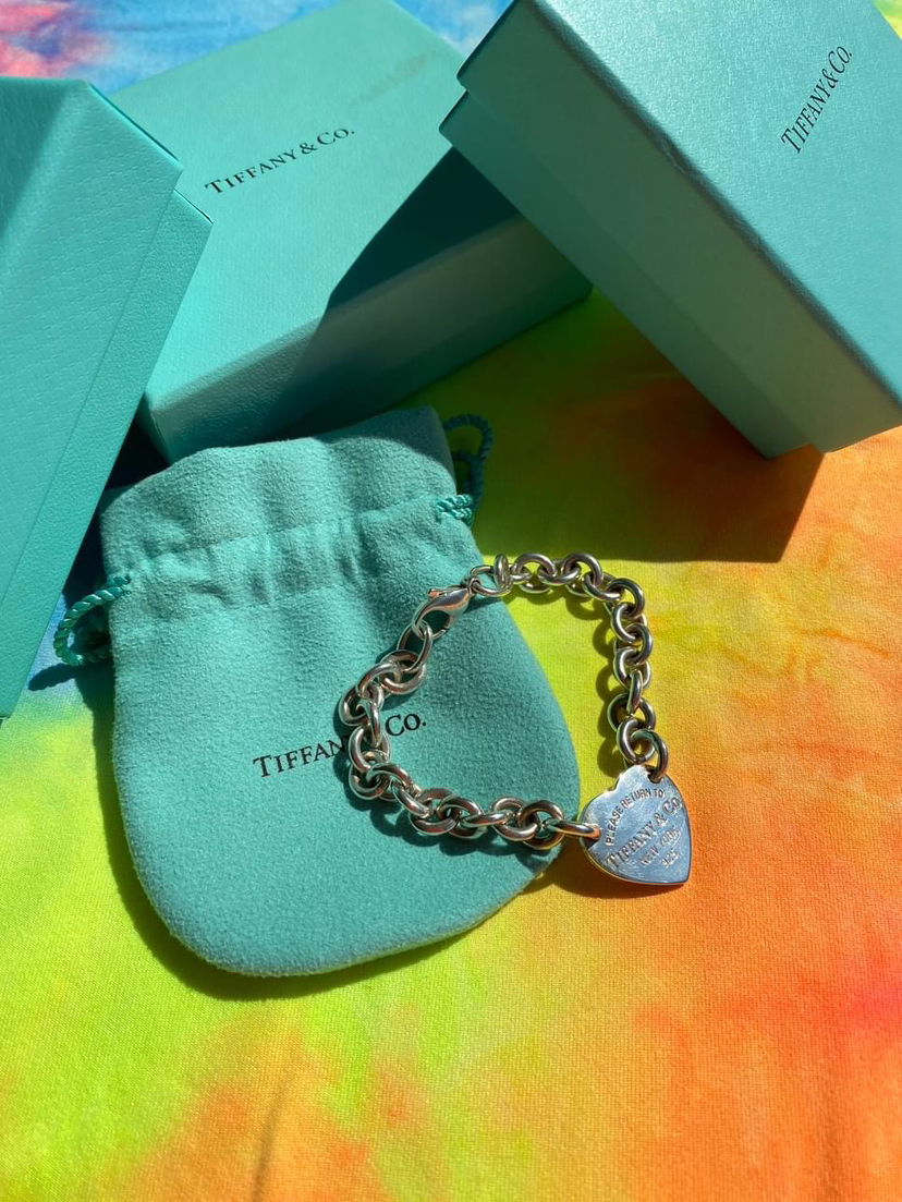 Tiffany & Co Heart Bracelt image indicator(4)