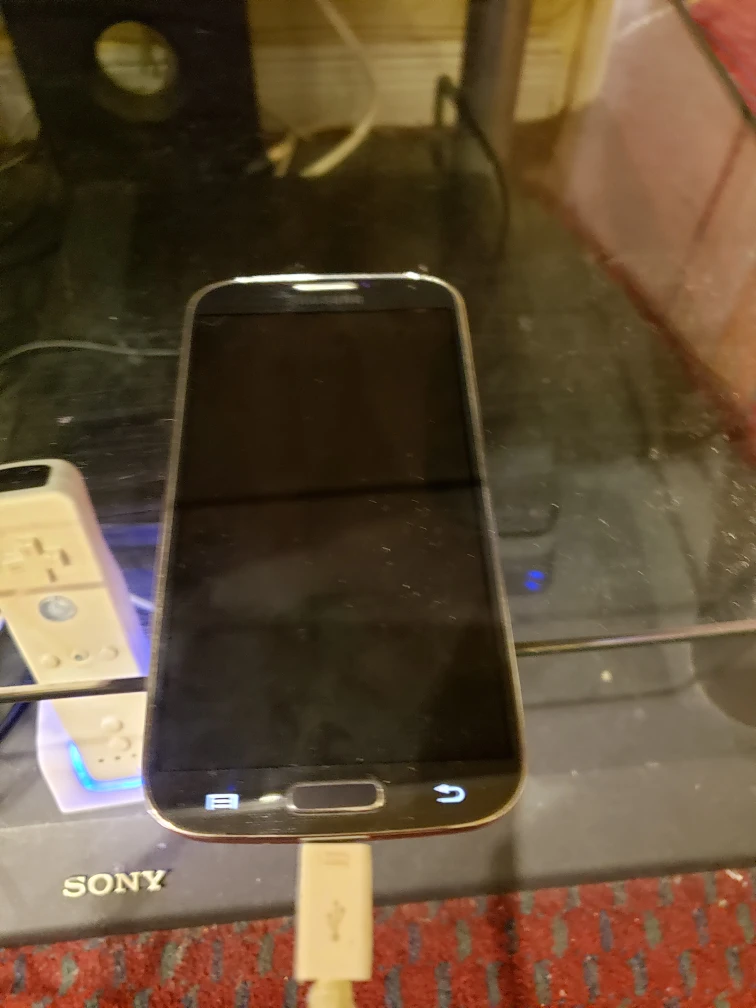 Samsung galaxy S4 mobile phone for Parts thumbnail