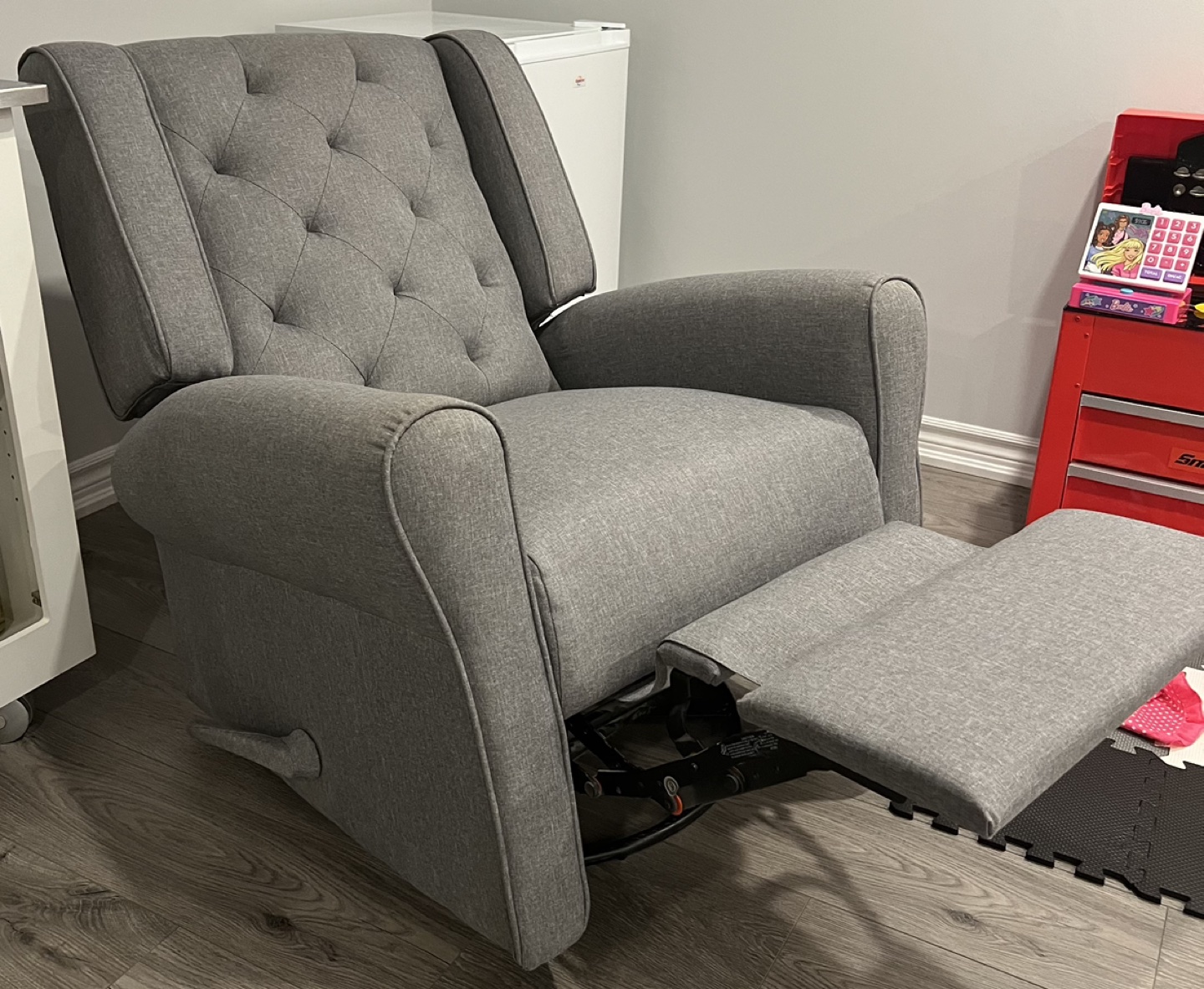 Recliner/glider - photo 2