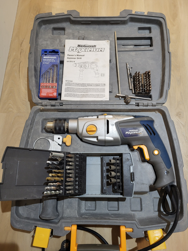 MAXIMUM 7A Corded Variable Speed Hammer Drill thumbnail