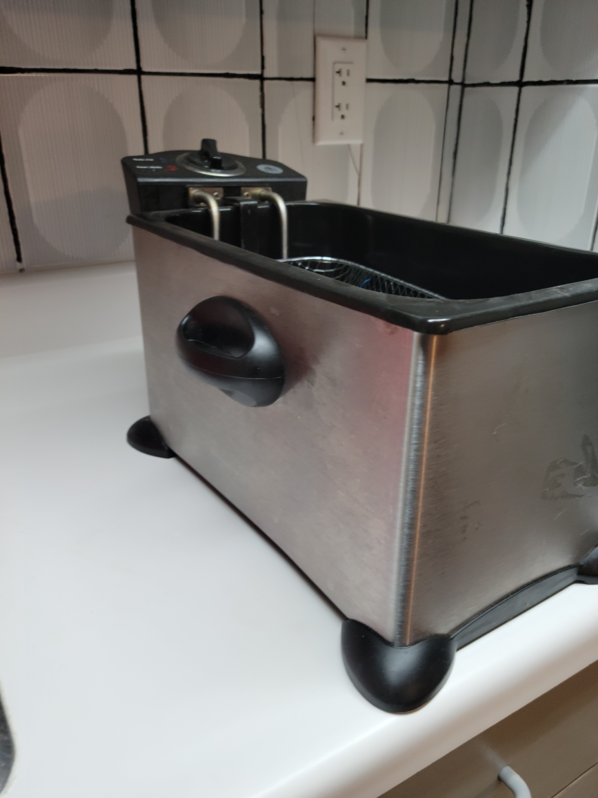 Ike new deep fryer for sale. no space needs to go - photo 2