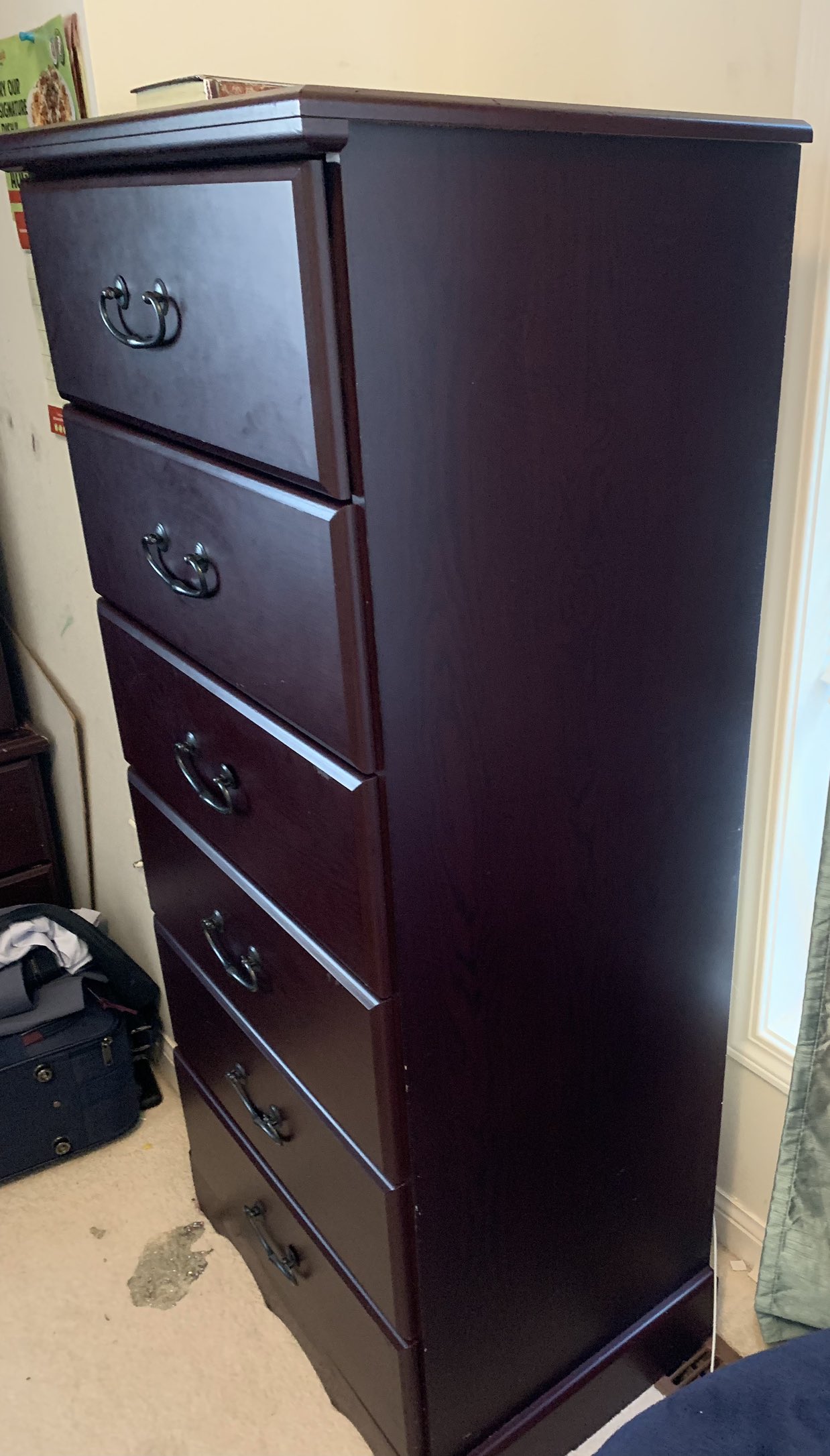 MOVING SALE!! Wardrobe/armoire, chest/6 drawers - photo 3