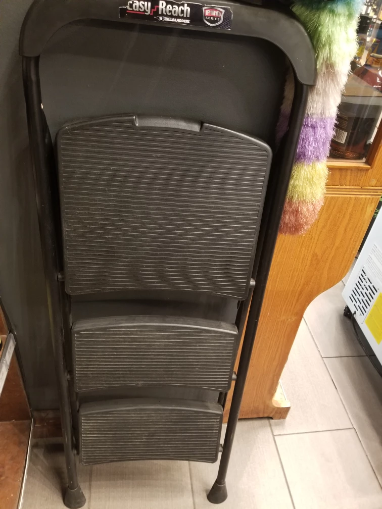 Small ladder #FREECYCLE