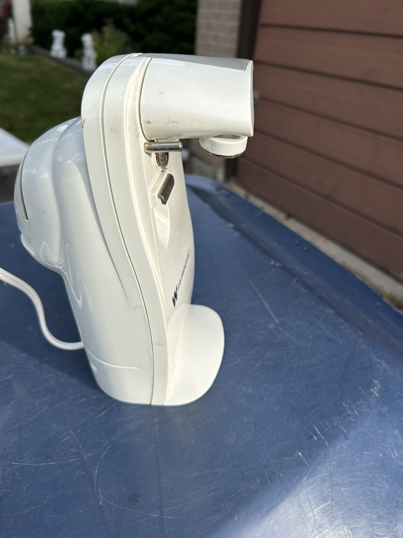 White Westinghouse can opener thumbnail