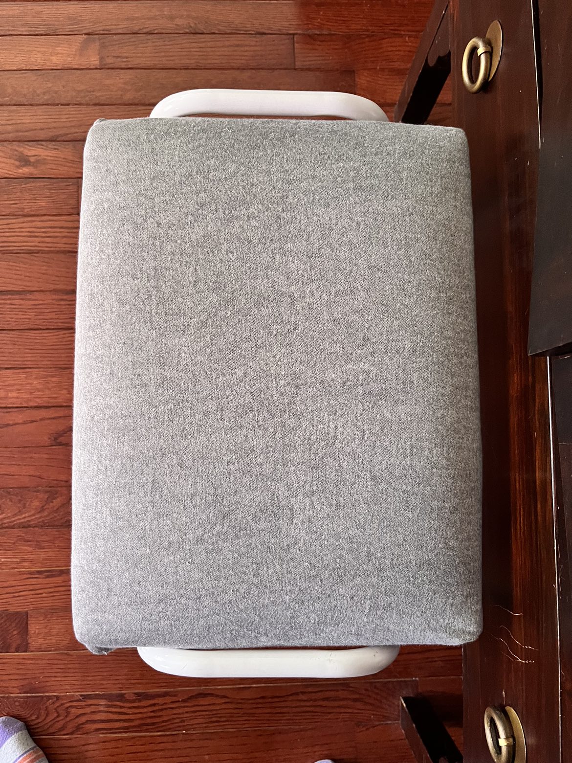 Retro Stool image indicator(2)