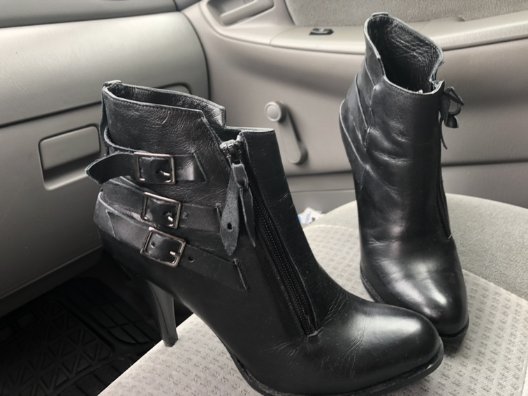 Ankle boots. thumbnail