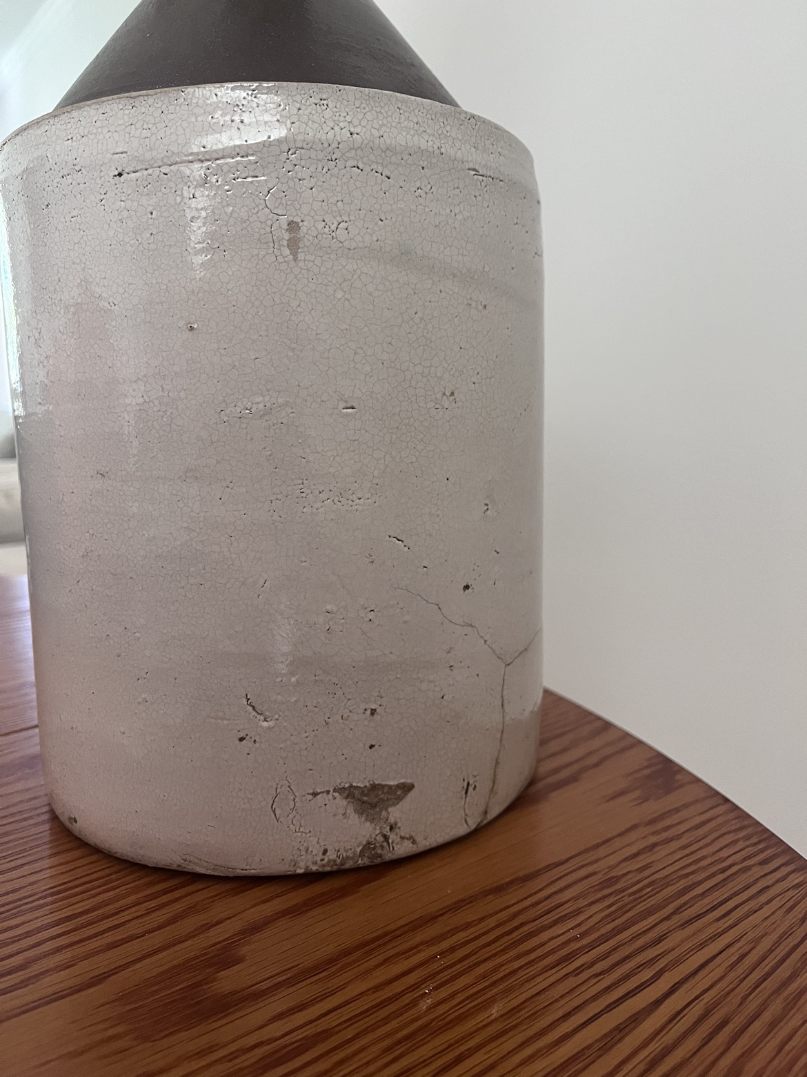 Vintage jug (flowers excluded) image indicator(2)