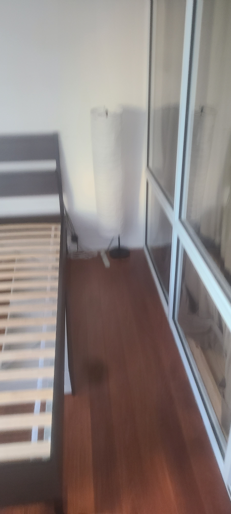 Queen size bedframe image indicator(2)