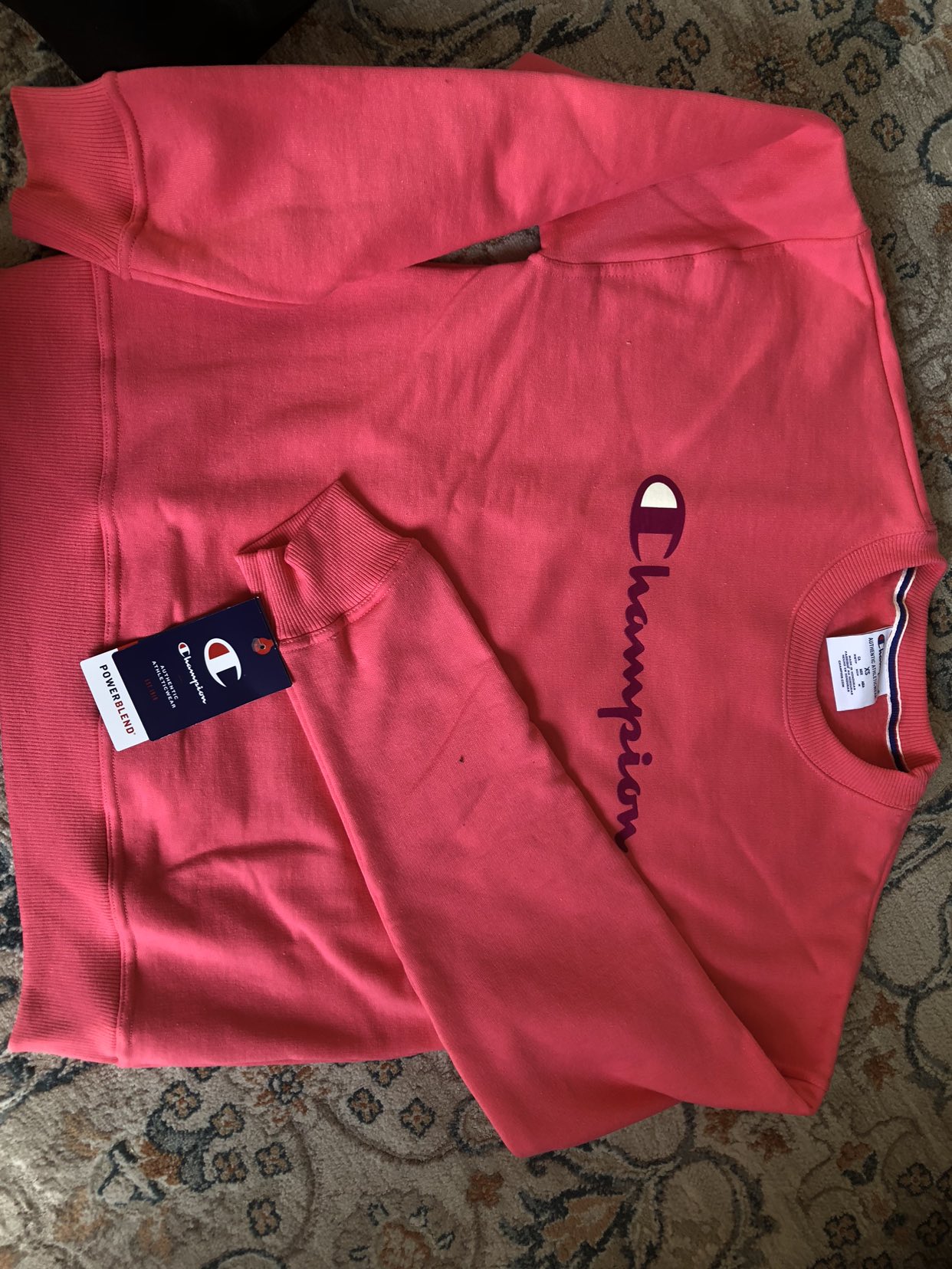 Champion pullover/sweatshirt (New) thumbnail