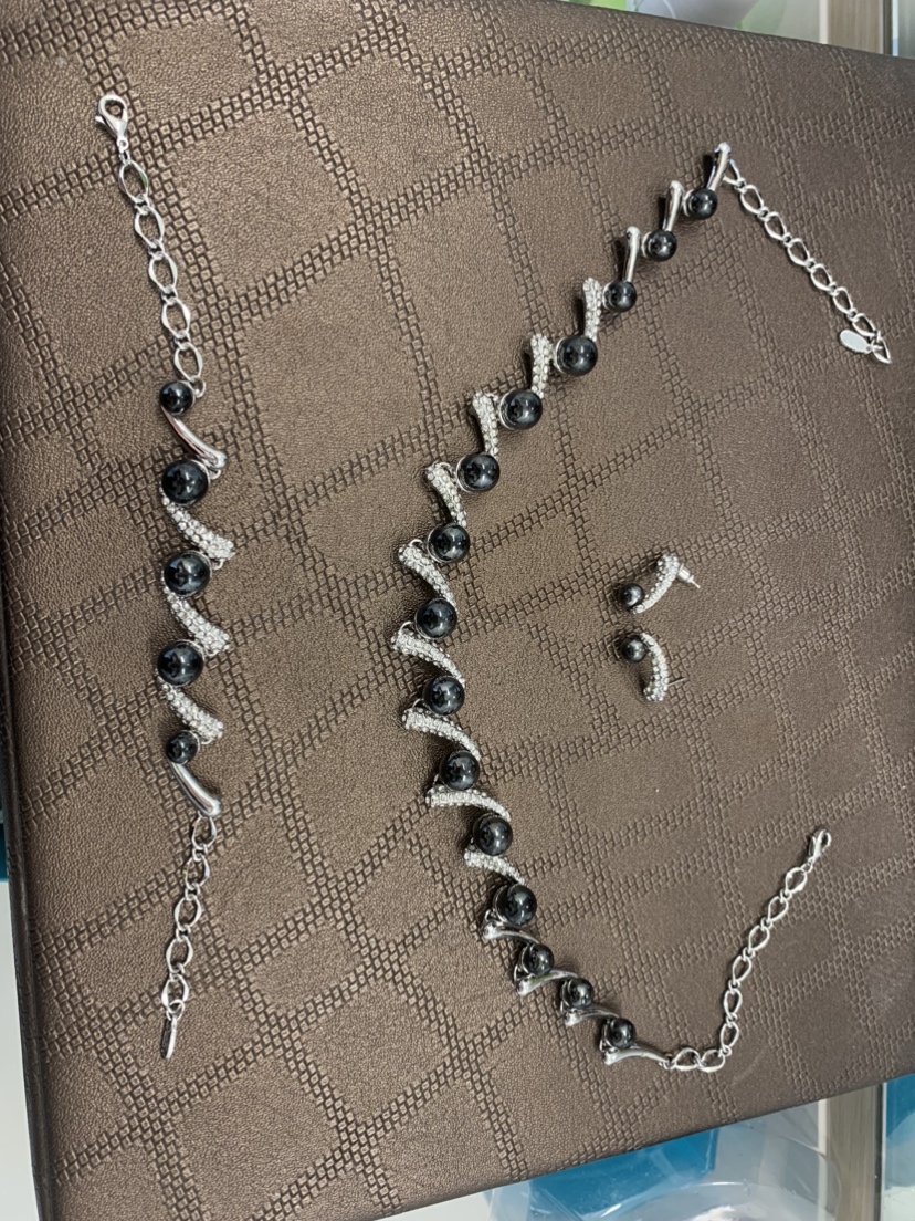 Platinum black pearl jewelry