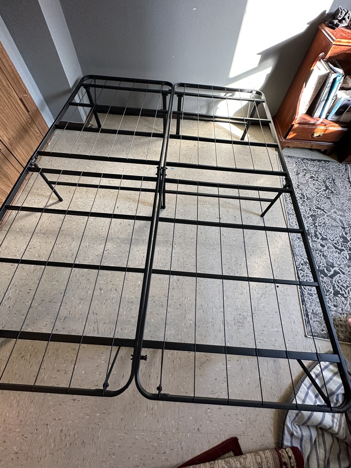 Ikea Queen steel bed frame - photo 2