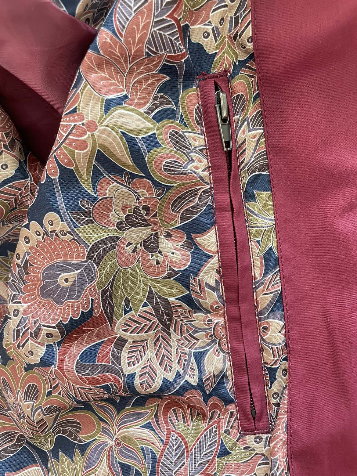 Men’s medium celio baseball jacket image indicator(3)