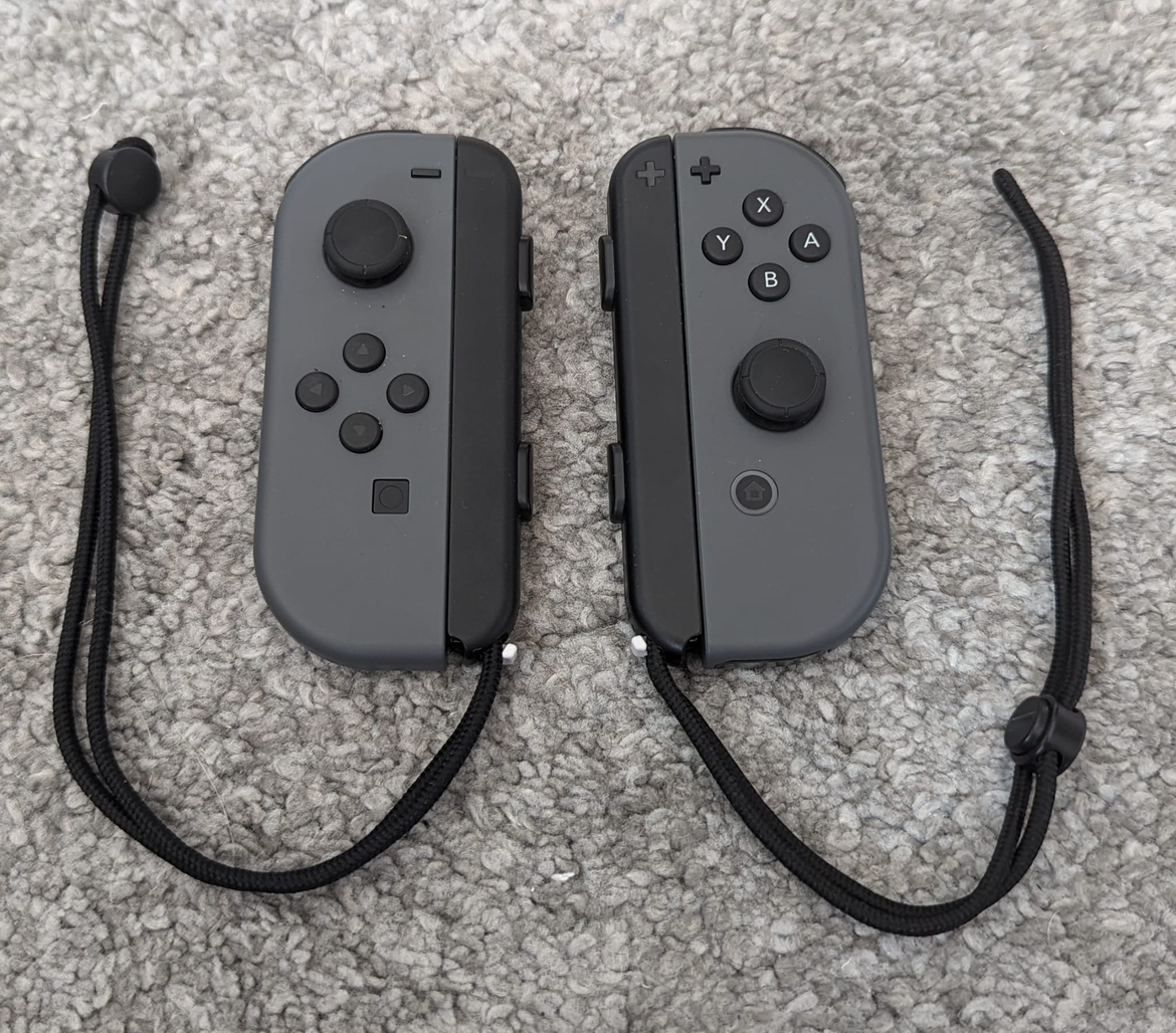 Nintendo Switch - photo 4