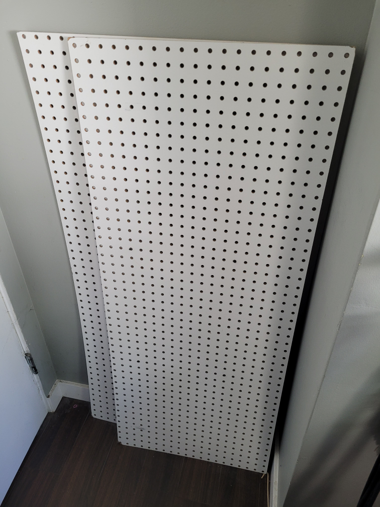 Pegboards with hooks and holders - photo 2
