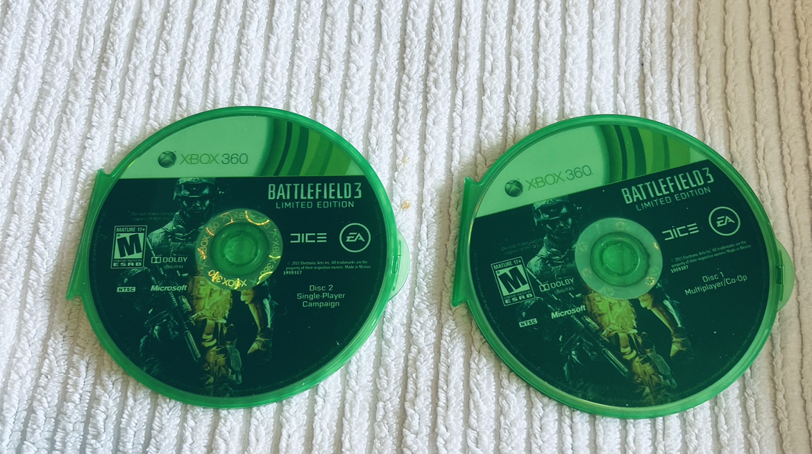 🎁 #freecycle Xbox 360 Battlefield 3 Teen Game (2 DVDs) thumbnail