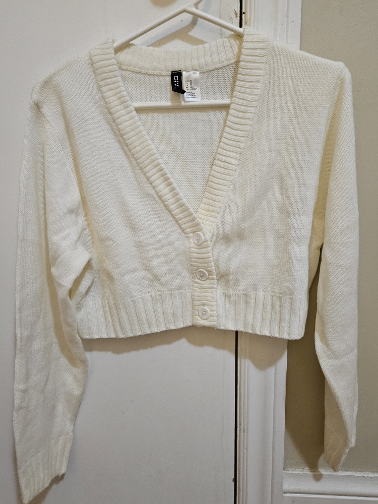Cropped white cardigan thumbnail