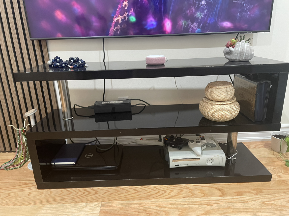 TV Stand - photo 2