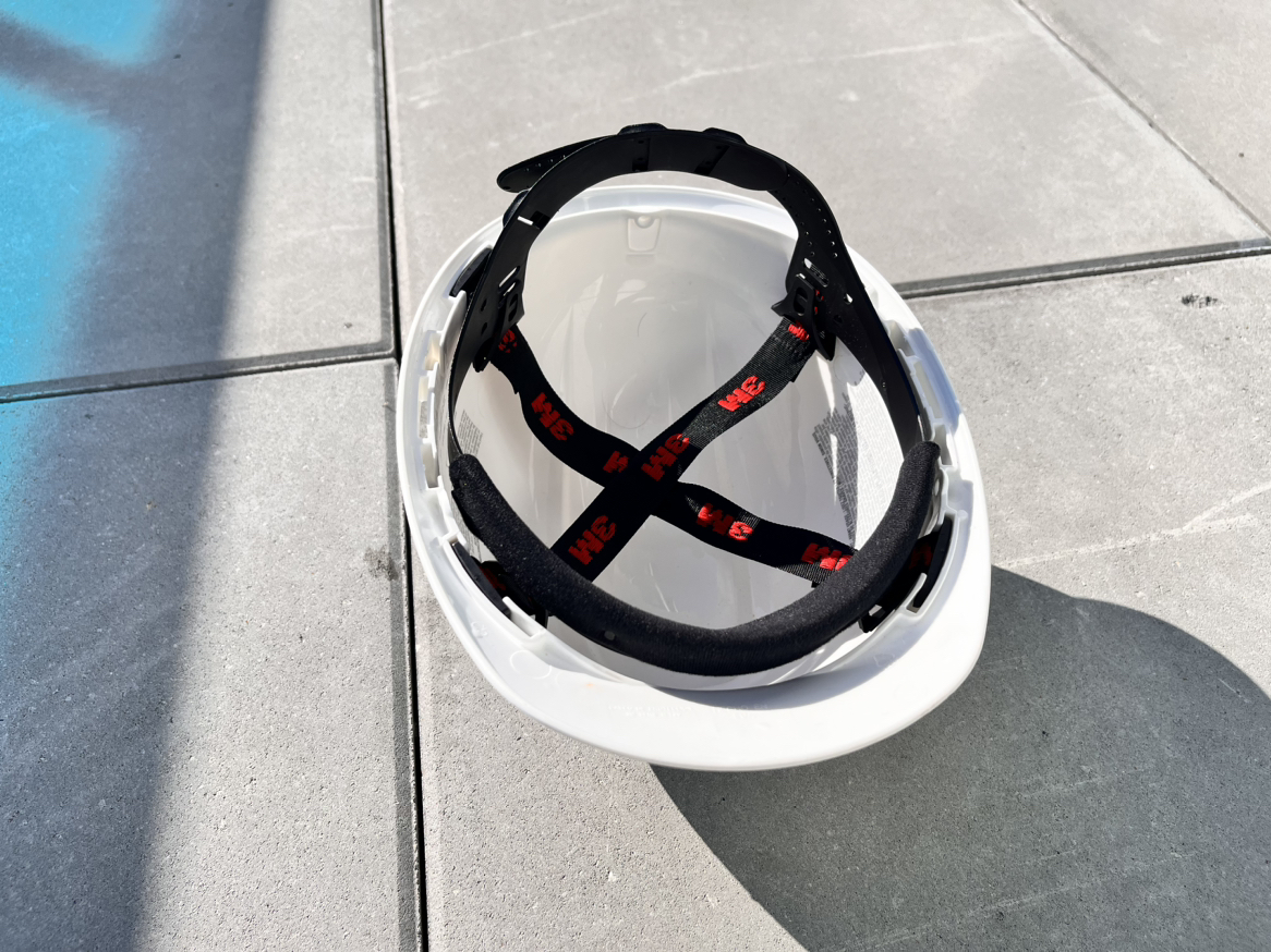 3M Safety Helmet - white, new - photo 4