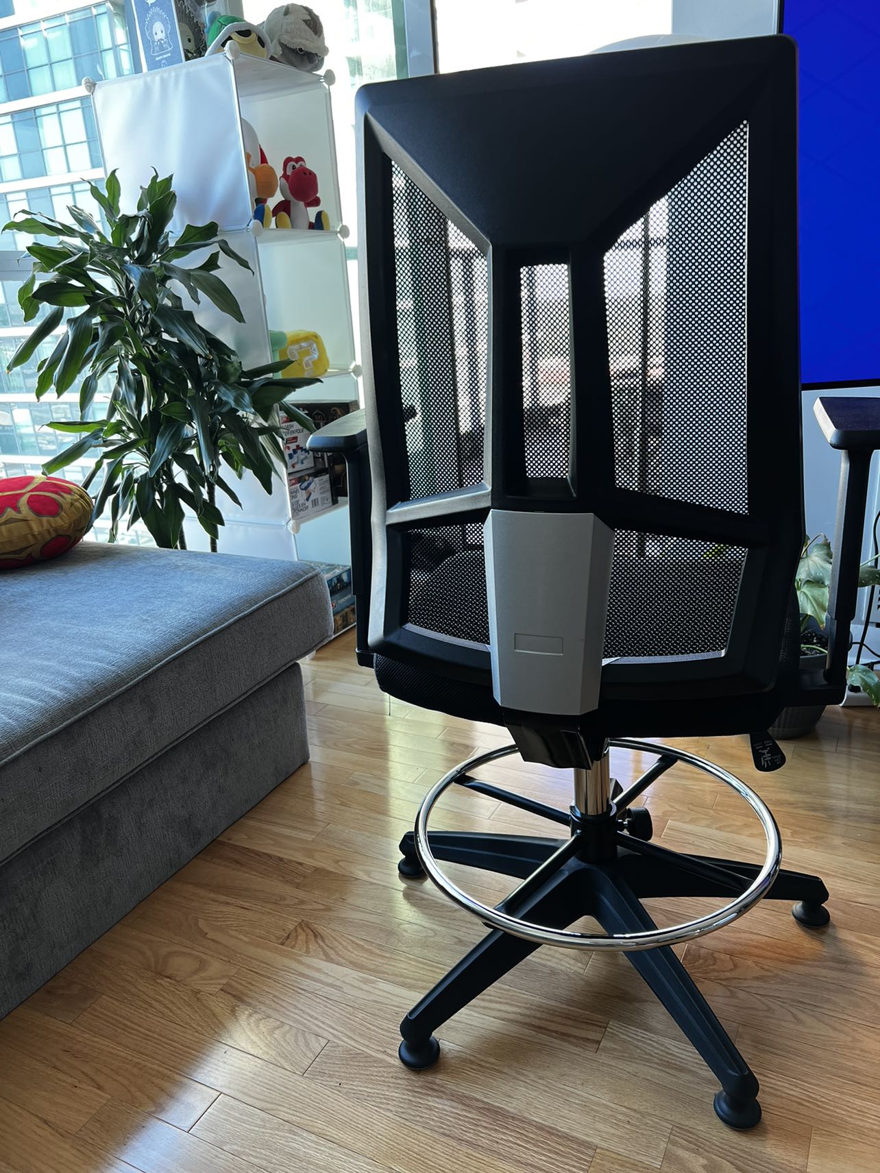 Ergonomic Drafting Chair - photo 2
