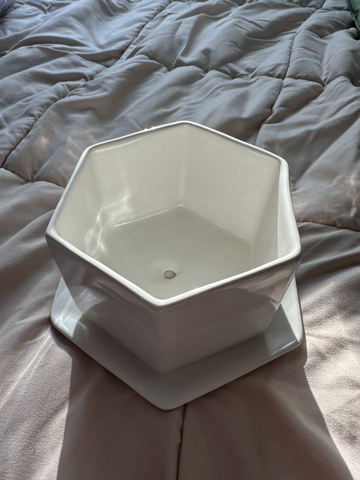 White Planter - photo 2
