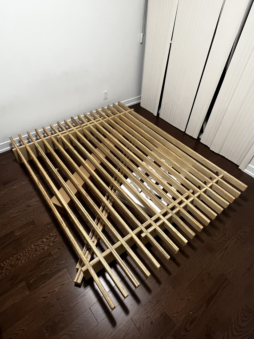 Quagga design bed frame thumbnail