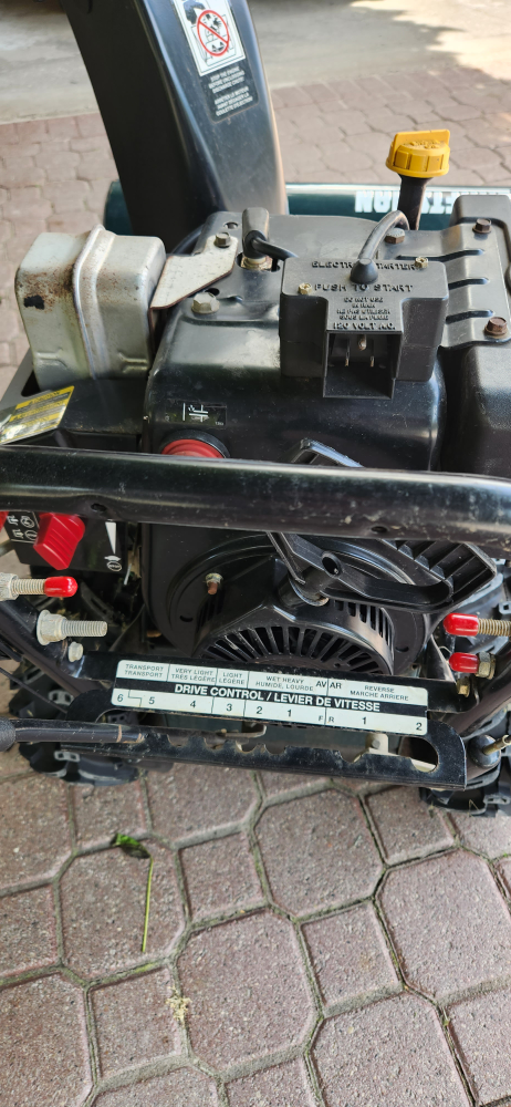 Craftsman 9 HP 24" Snow Blower - photo 3