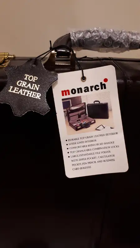 Briefcase - photo 4