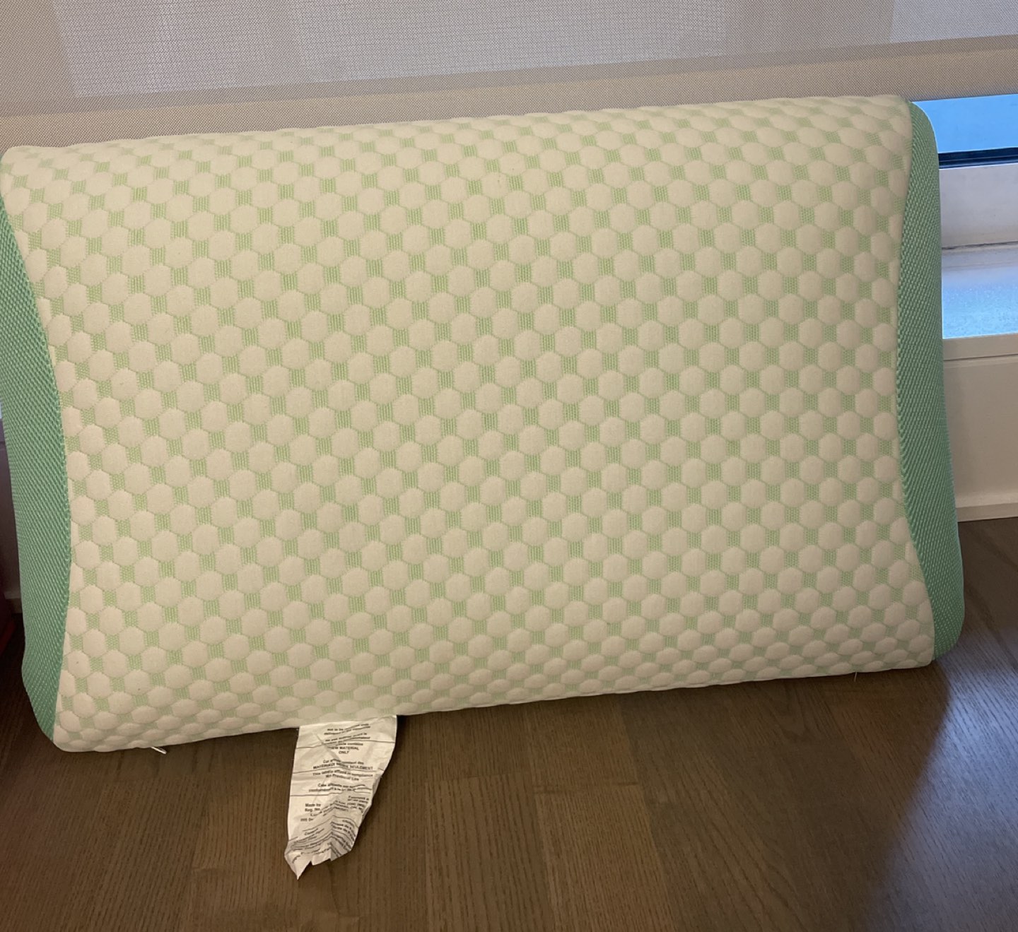 Bamboo infused memory foam pillow