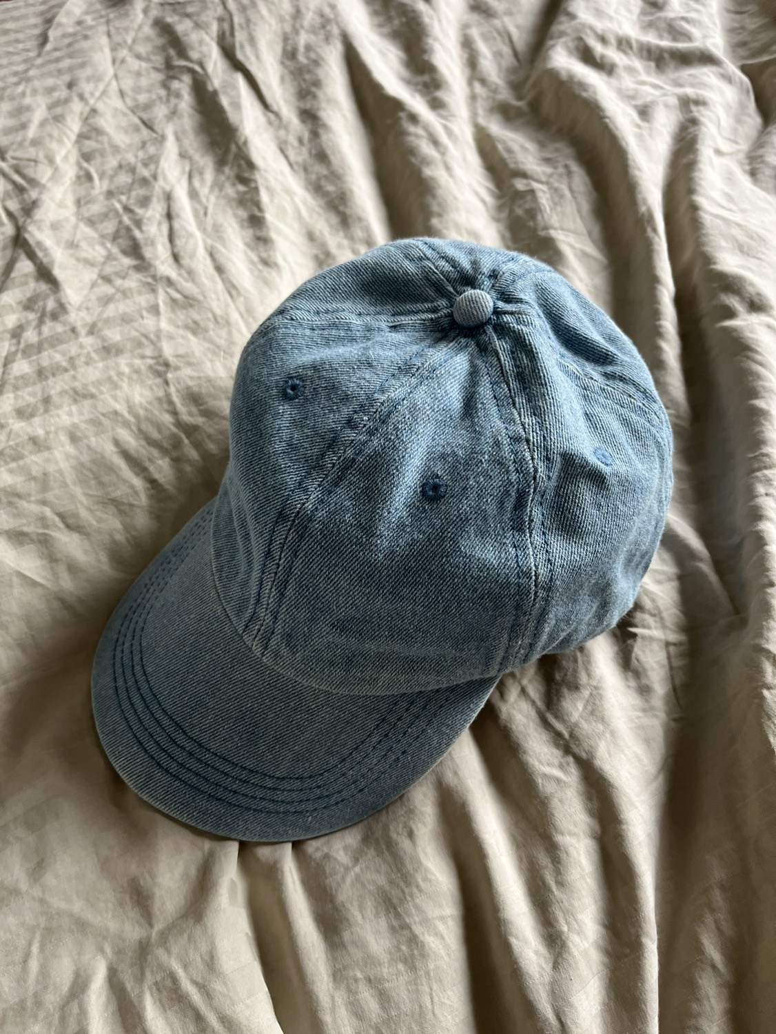 Baseball hat thumbnail