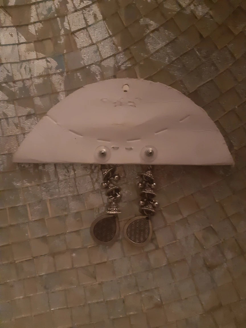 Long Silver Pair of Ear-rings image indicator(2)