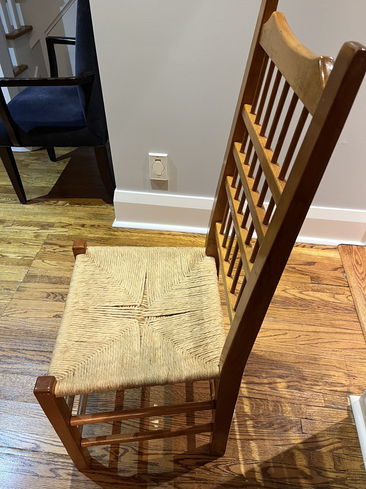 6 solid wood and rattan dining chairs - photo 2