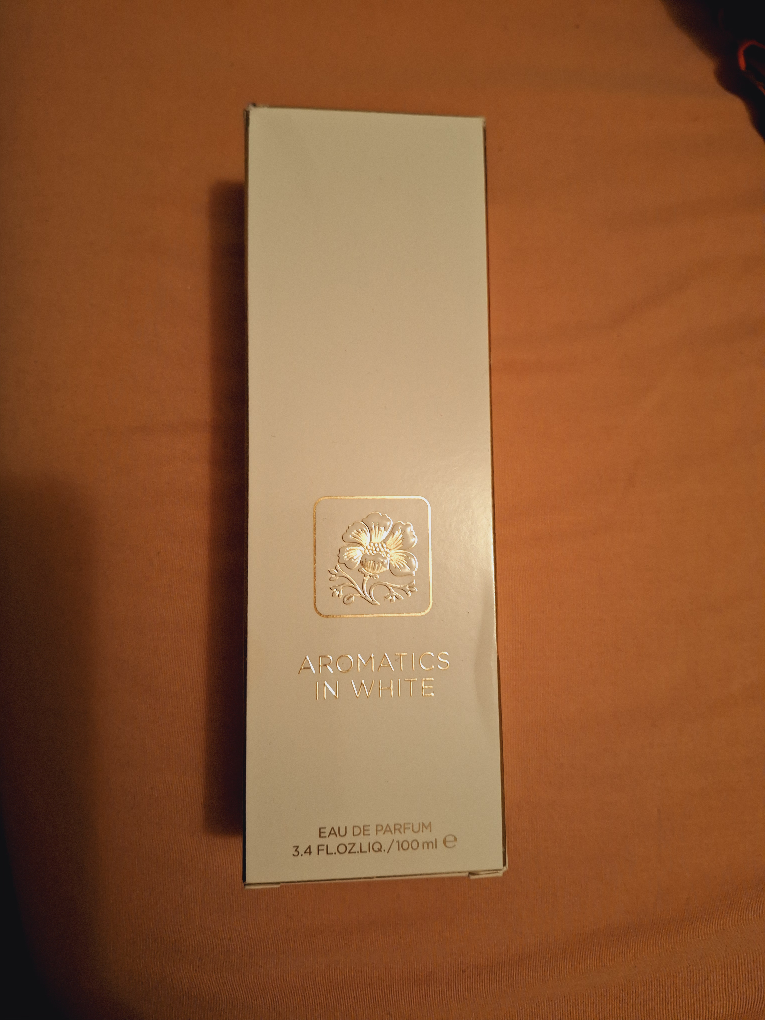 CLINIQUE AROMATICS IN WHITE Premium - photo 2