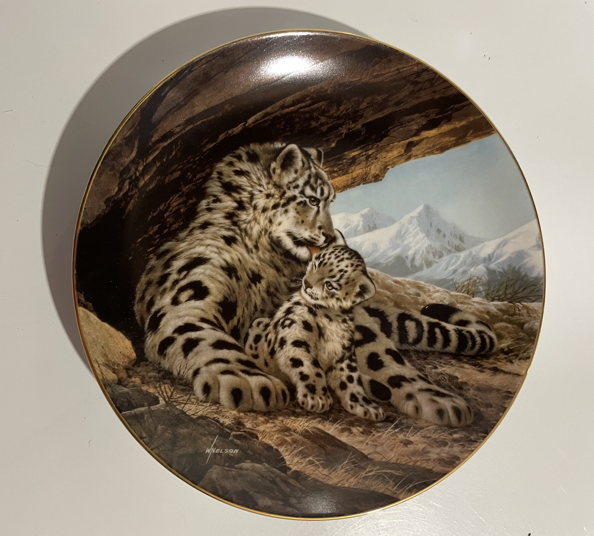 Assorted animal collector plates