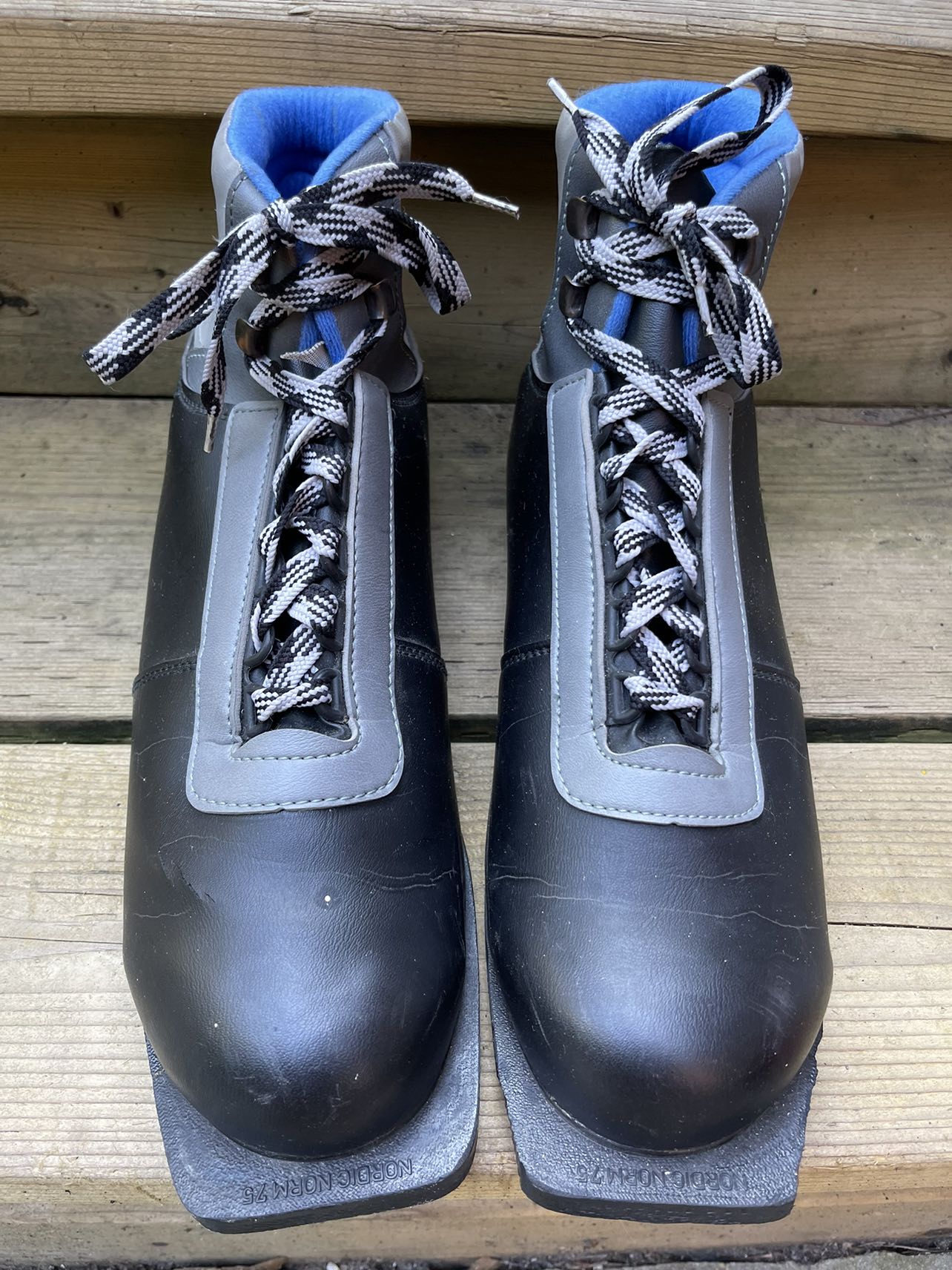 Size 45 tour ski boots