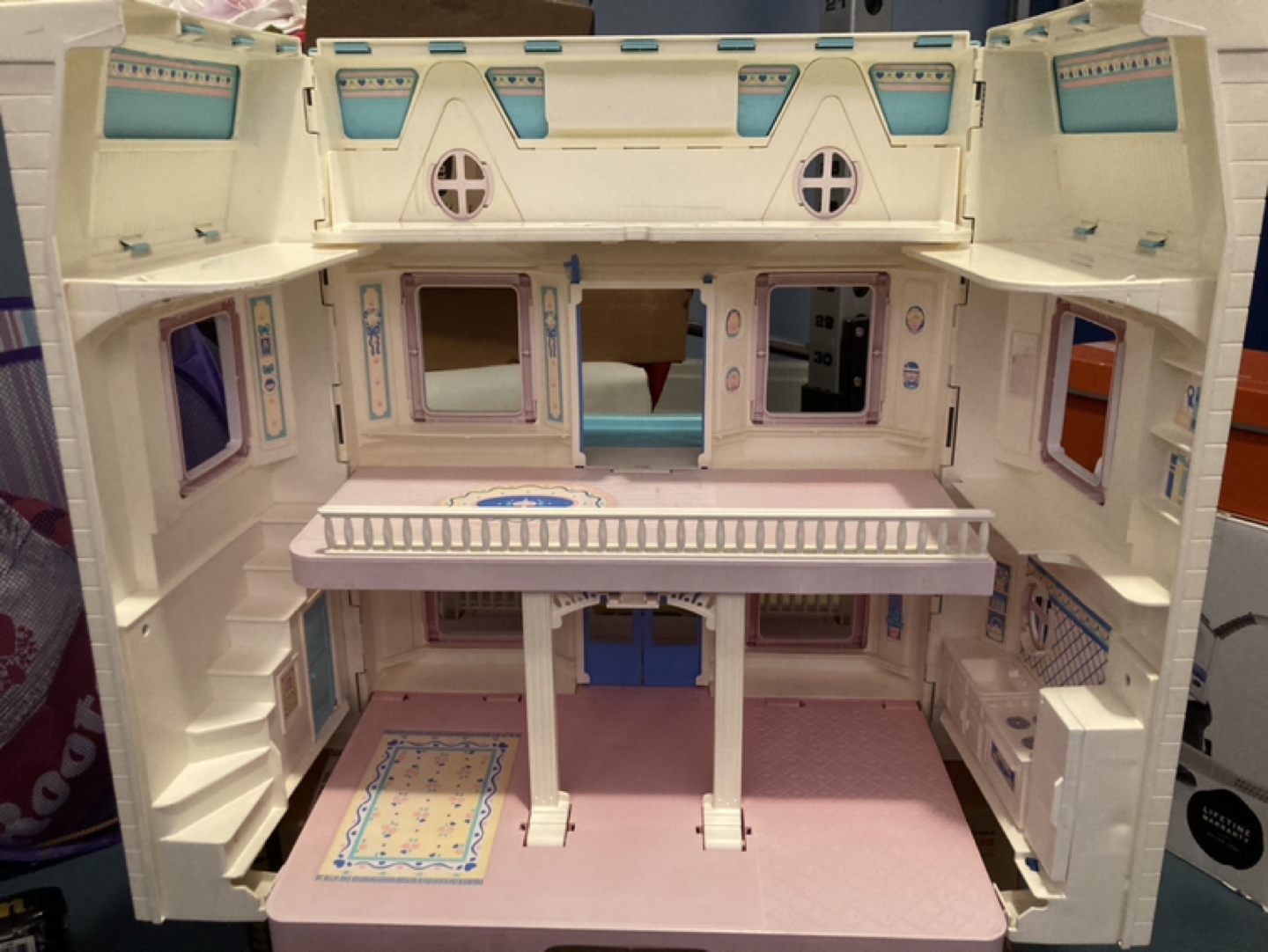 Fisher Price Vintage Loving Family Dollhouse - photo 2