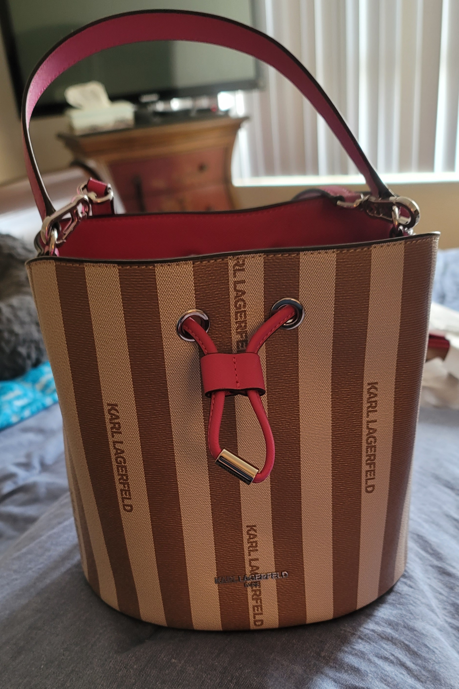 Bucket Purse Bag (Brand New) thumbnail