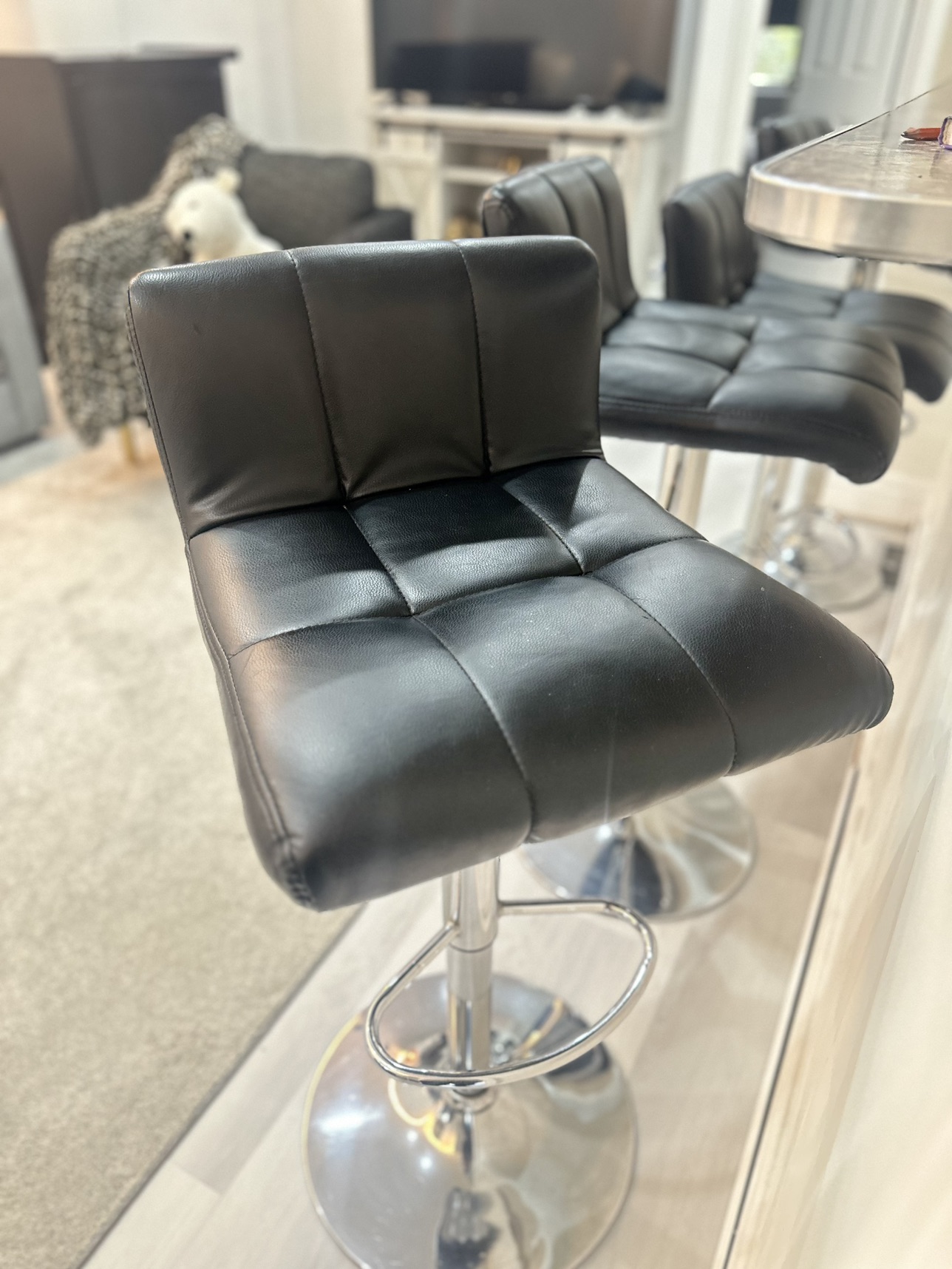 Set of 4 Black adjustable Counter/Bar Stools