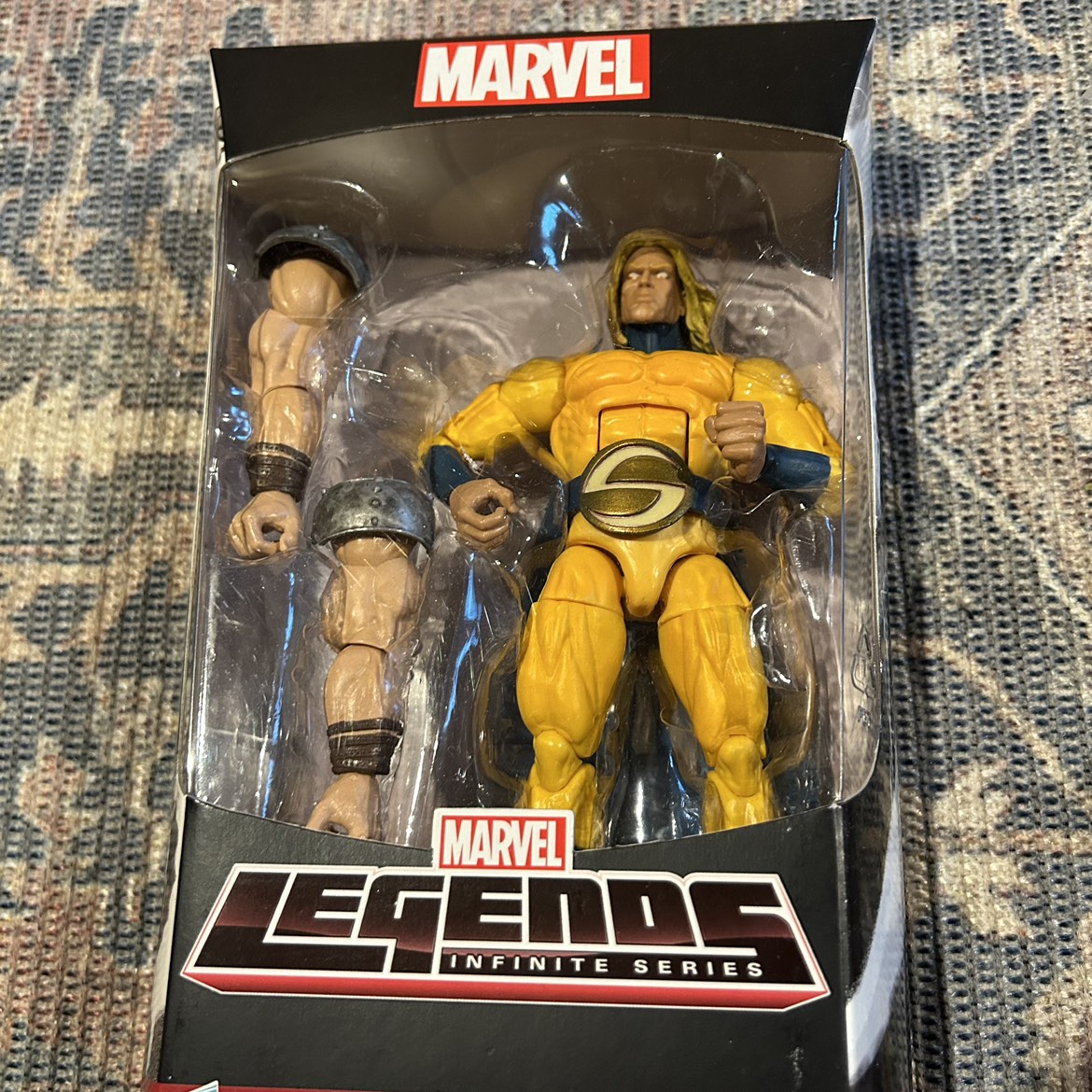 Toy/collectibles bundle image indicator(3)