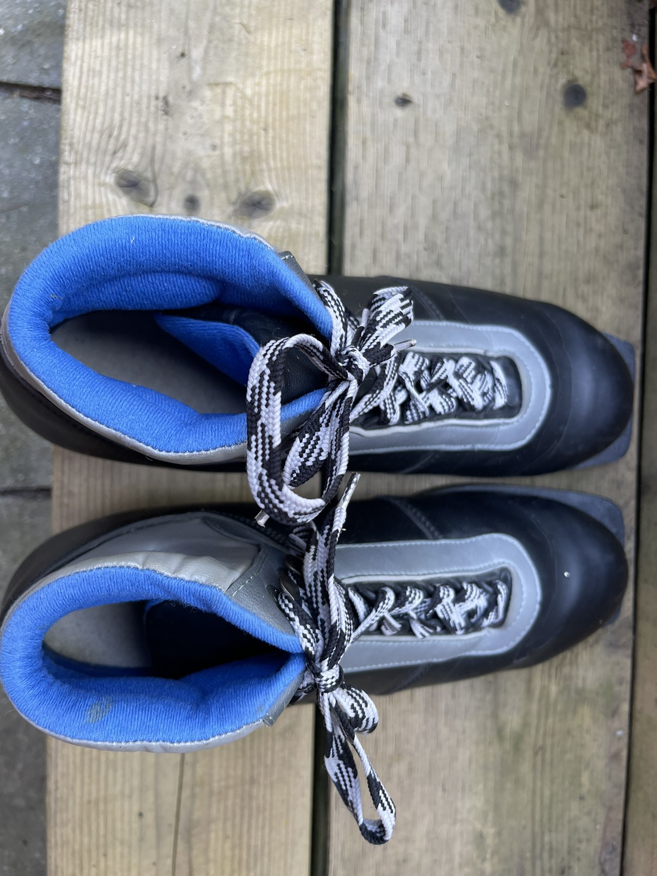 Size 45 tour ski boots - photo 4